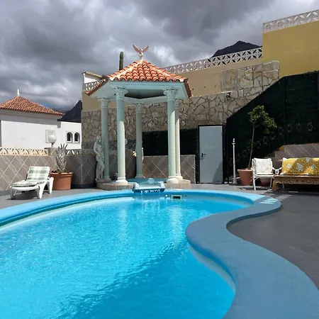 Tenerife Sur 아데제